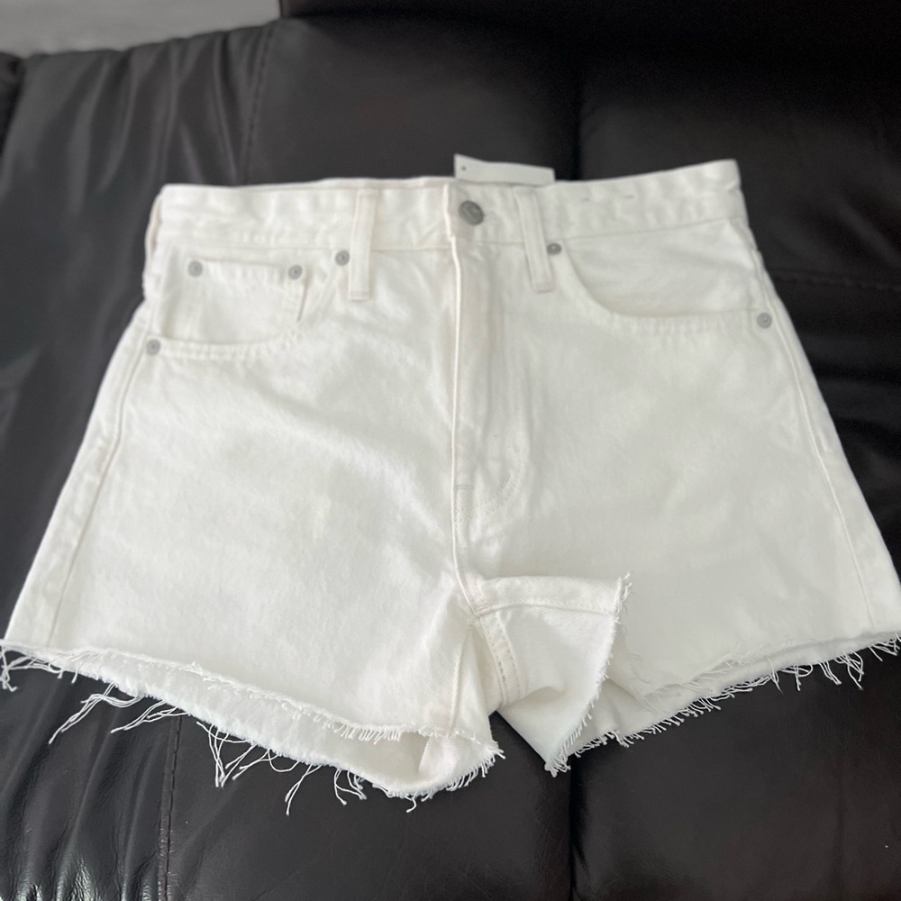 never worn - white Madewell jean shorts